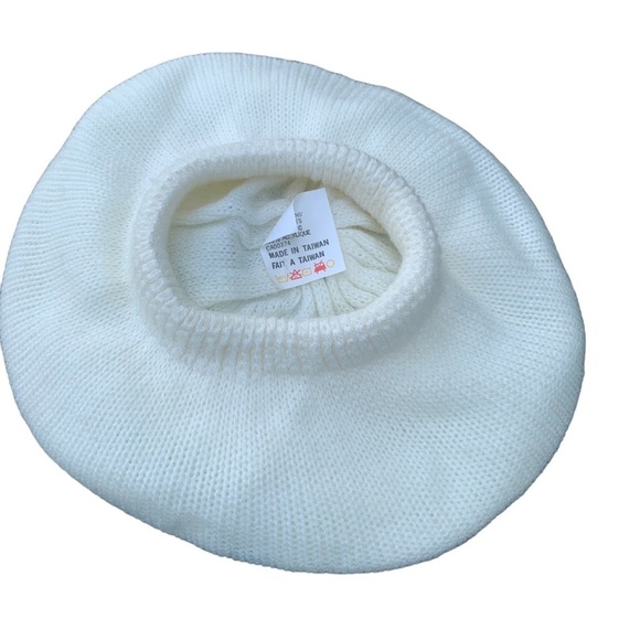 Vintage Beret Style Toboggan Cap Winter Hat Knit 80s 90s - Picture 3 of 4